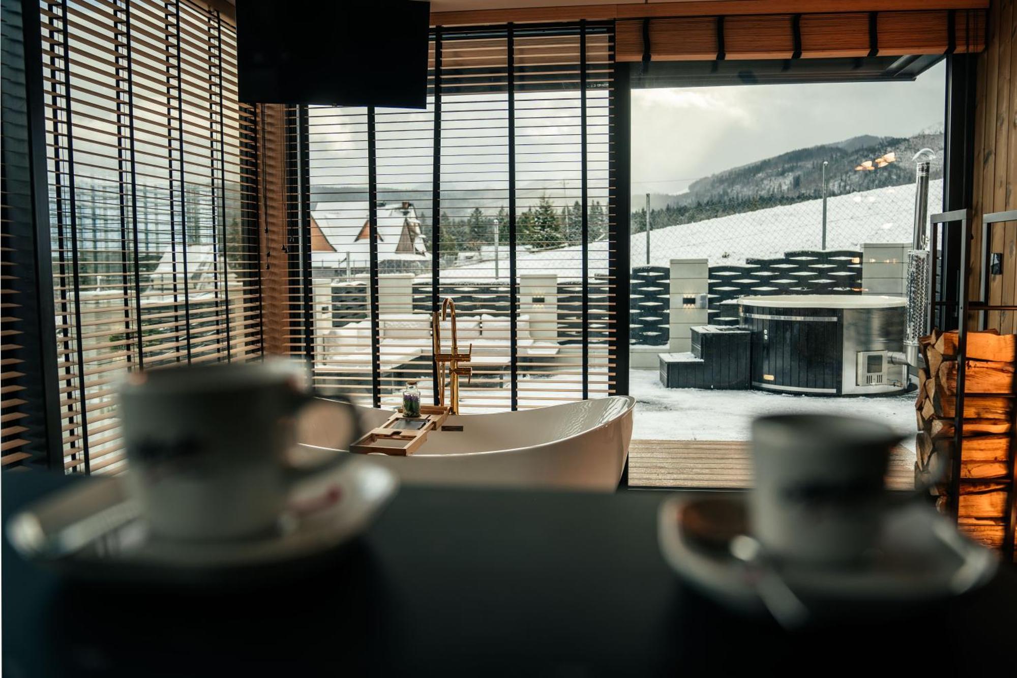 Goralski Harem Osada Glamp & Glass Z Jacuzzi I Balia Luxury tent Zakopane